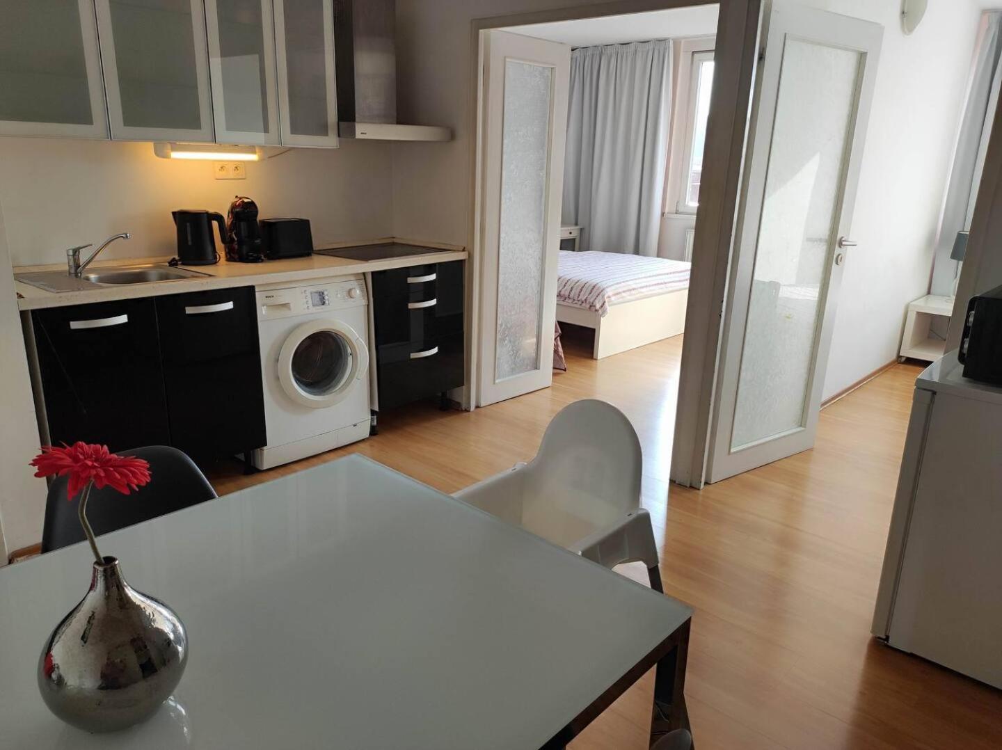 Golden Family Apartments Praha Eksteriør bilde